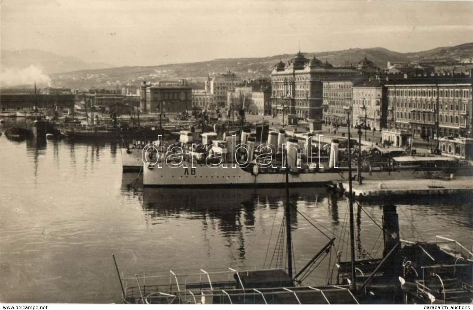** T1/T2 Fiume, Rijeka; Porto E Riva Ammiaraglio Rainer / Kikötő, Gőzhajók / Port, Steamships - Ohne Zuordnung