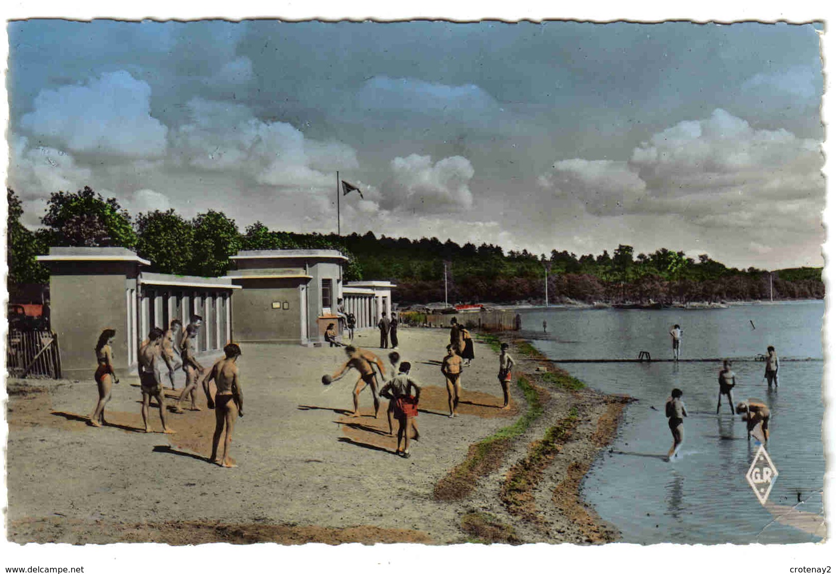 71 MONTCEAU LES MINES N°1551 La Plage En 1955 Jeux De Ballon En Maillots De Bain - Montceau Les Mines