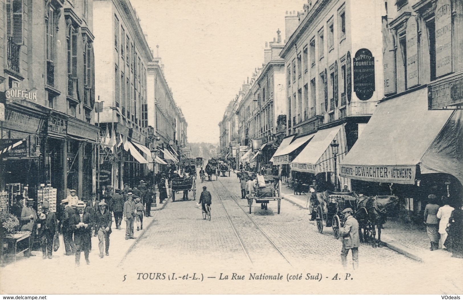 CPA - France - (37) Indre Et Loire - Tours - La Rue Nationale - Tours