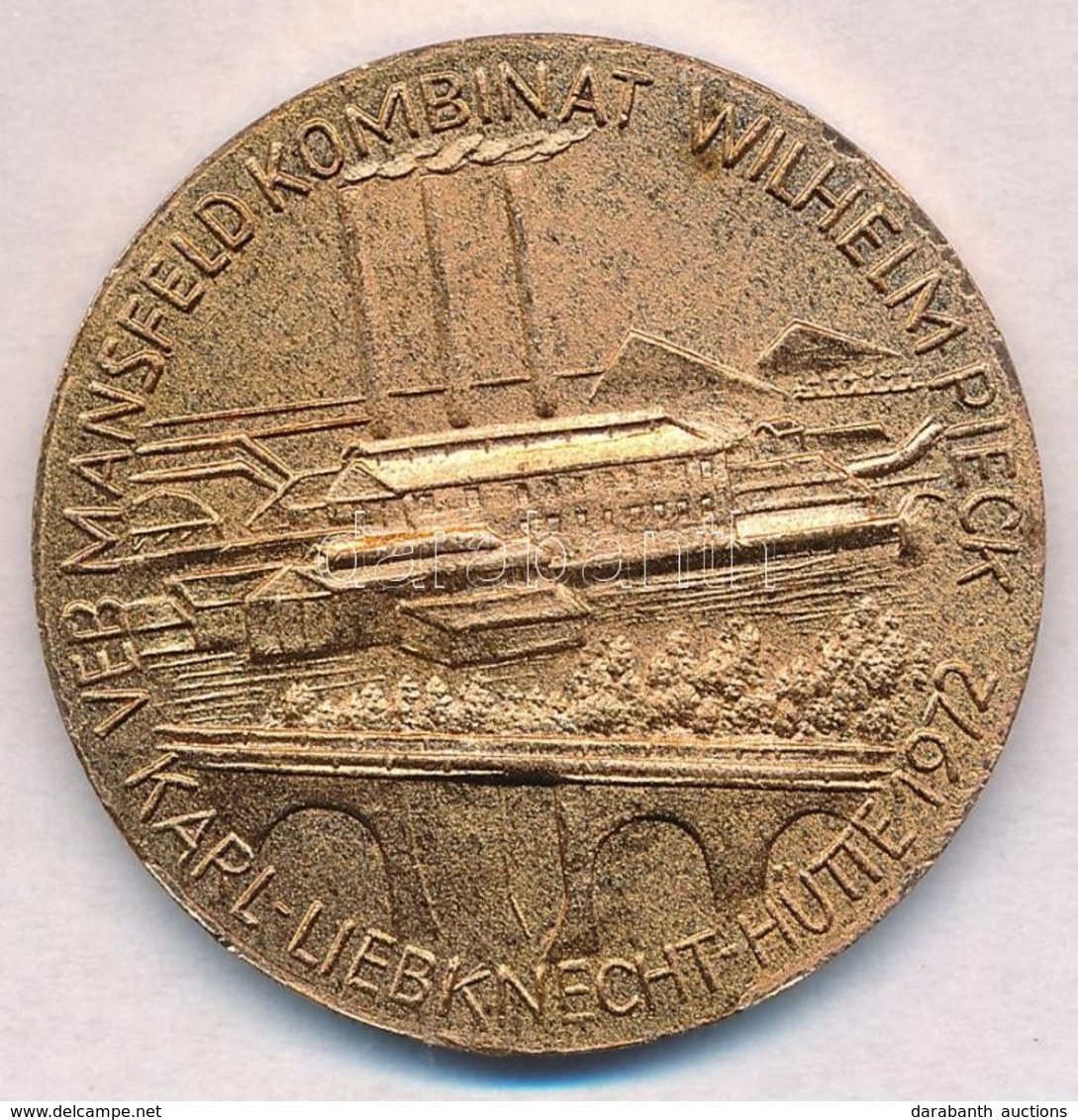 NDK 1972. 'VEB Mansfeld Kombinat' Fém  Emlékérem T:2
GDR 1972. 'VEB Mansfeld Kombinat' Metal Commemorative Medallion C:2 - Non Classés