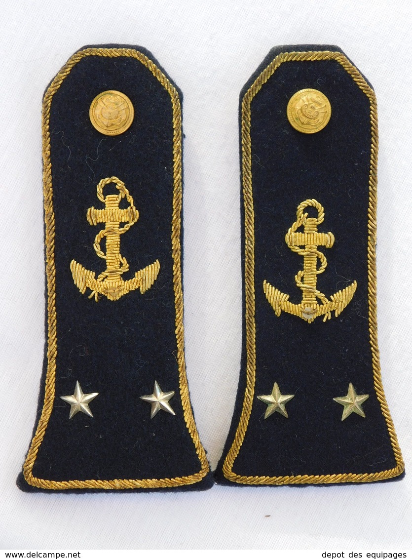 TRES BELLES ANCIENNES EPAULETTES CONTRE AMIRAL  MARINE NATIONALE . - Uniformes