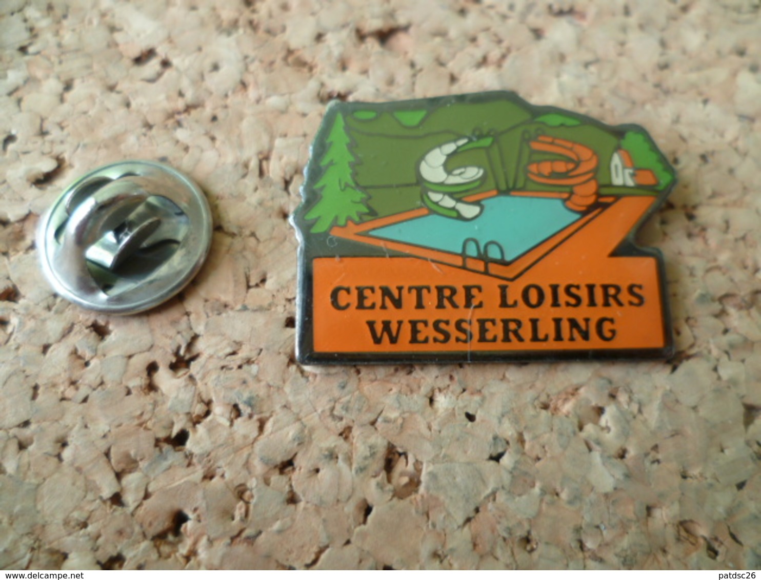 PIN'S    CENTRE DE LOISIRS DE WESSERLING   PISCINE - Other & Unclassified