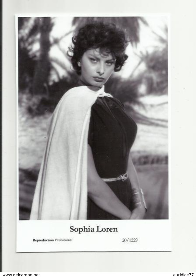 SOPHIA LOREN - Film Star Pin Up PHOTO POSTCARD - 20-1229 Swiftsure Postcard - Artistas