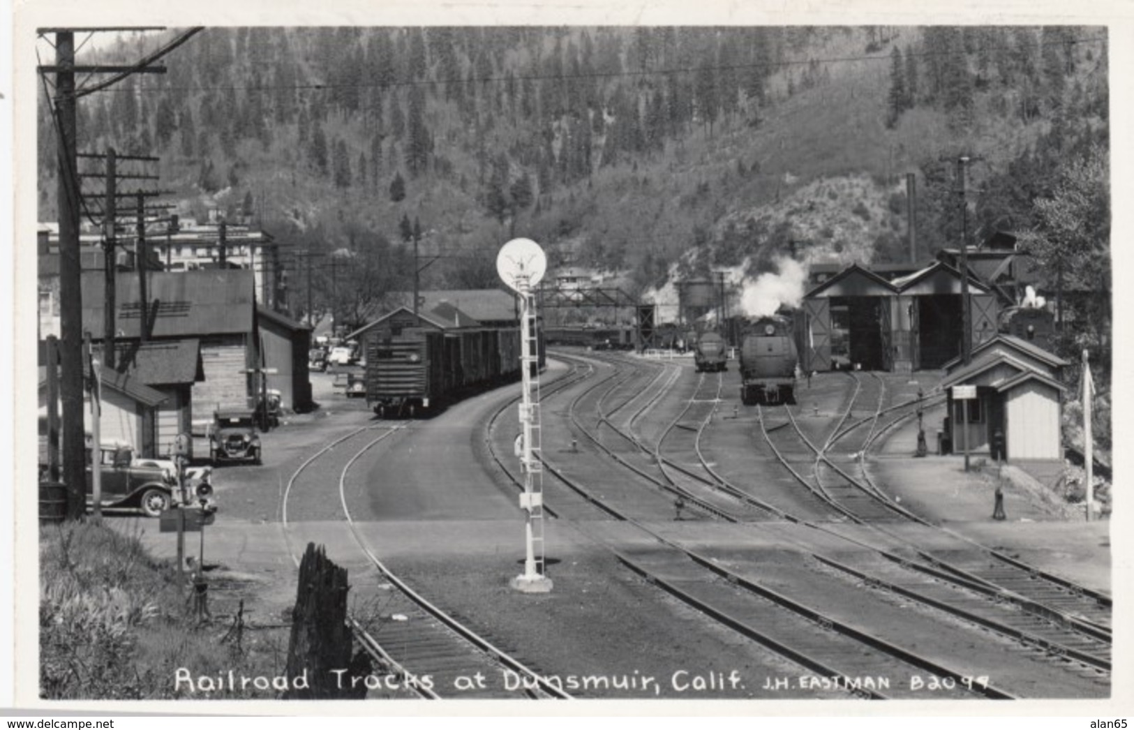 Dunsmuir California, Railroad Tracks Trains, C1940s Vintage Real Photo Postcard - Autres & Non Classés