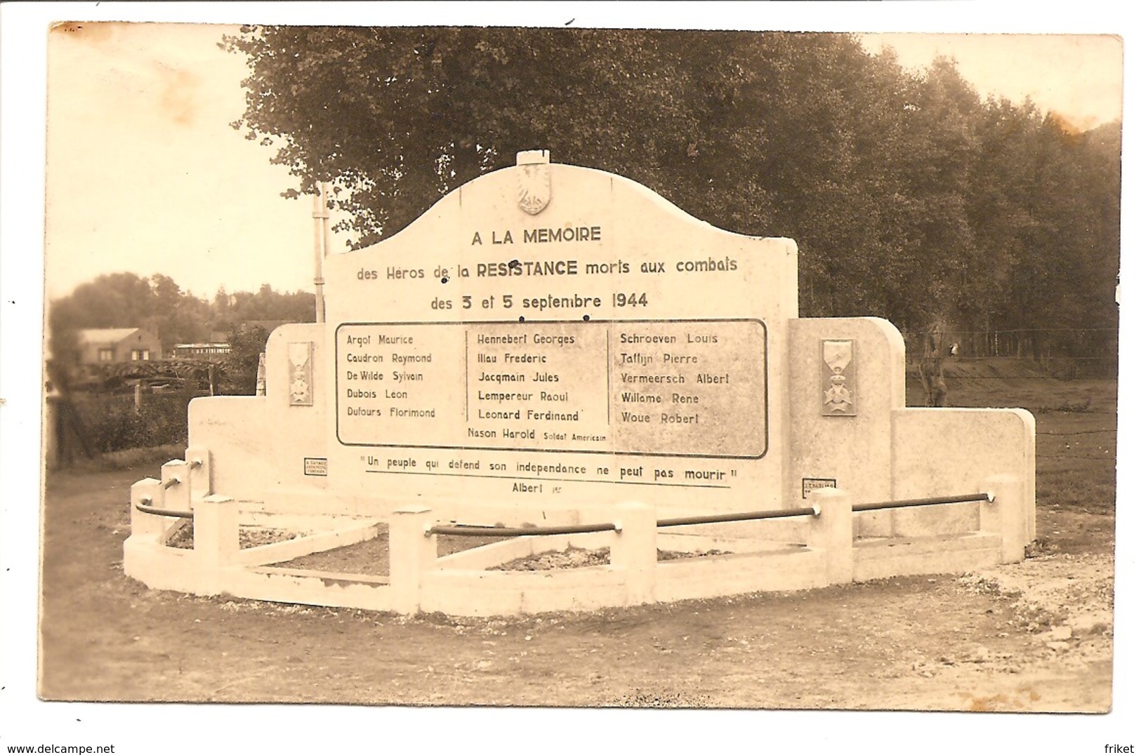 - 1833 -   FONTAINE   L EVEQUE   Photo Carte - Fontaine-l'Evêque