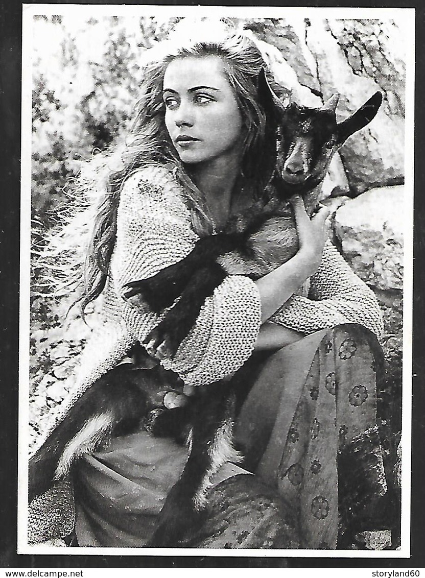 Cpm St004418 émmanuelle Béart (manon Des Sources ) - Acteurs