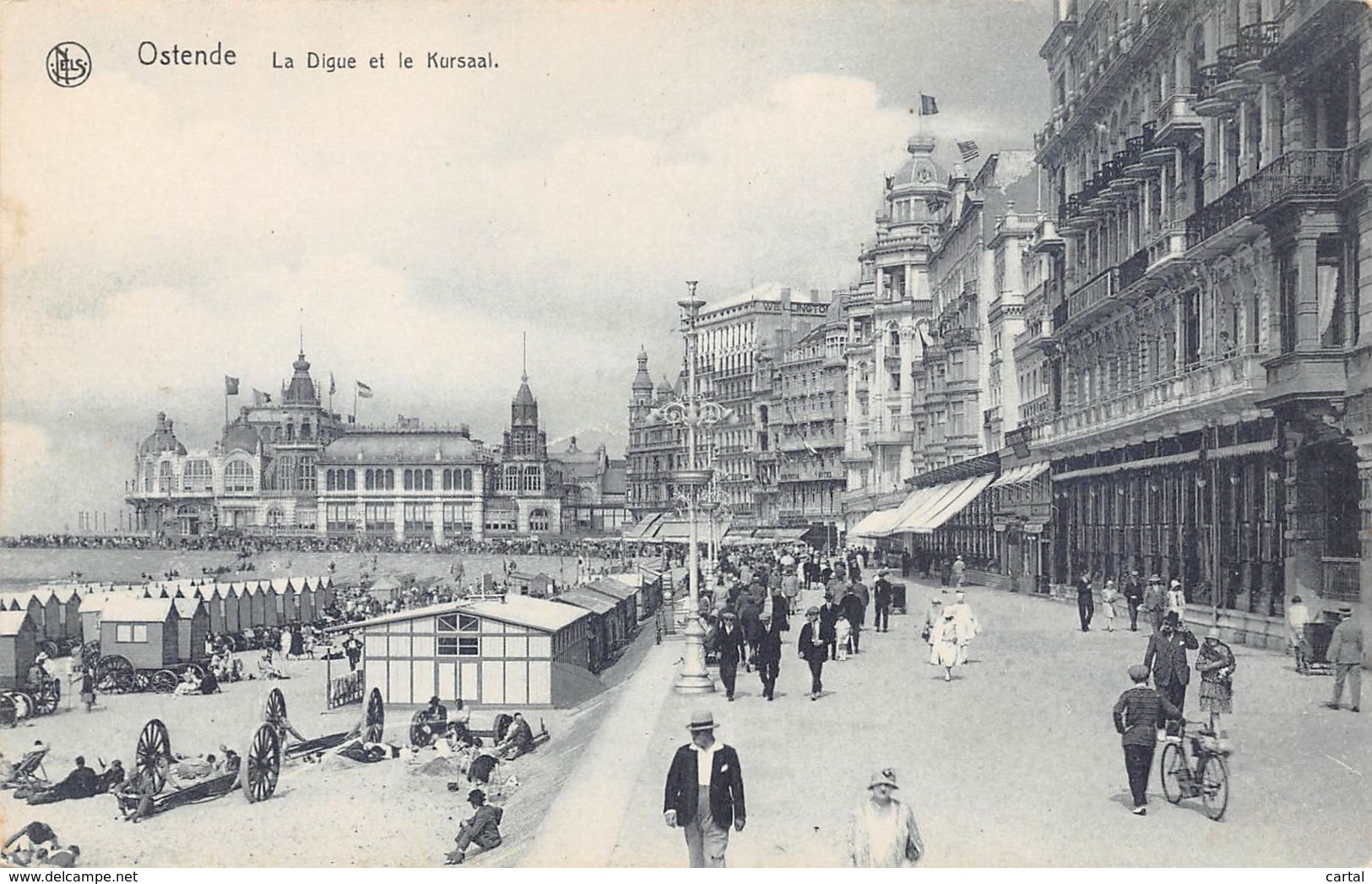 OSTENDE - La Digue Et Le Kursaal - Oostende