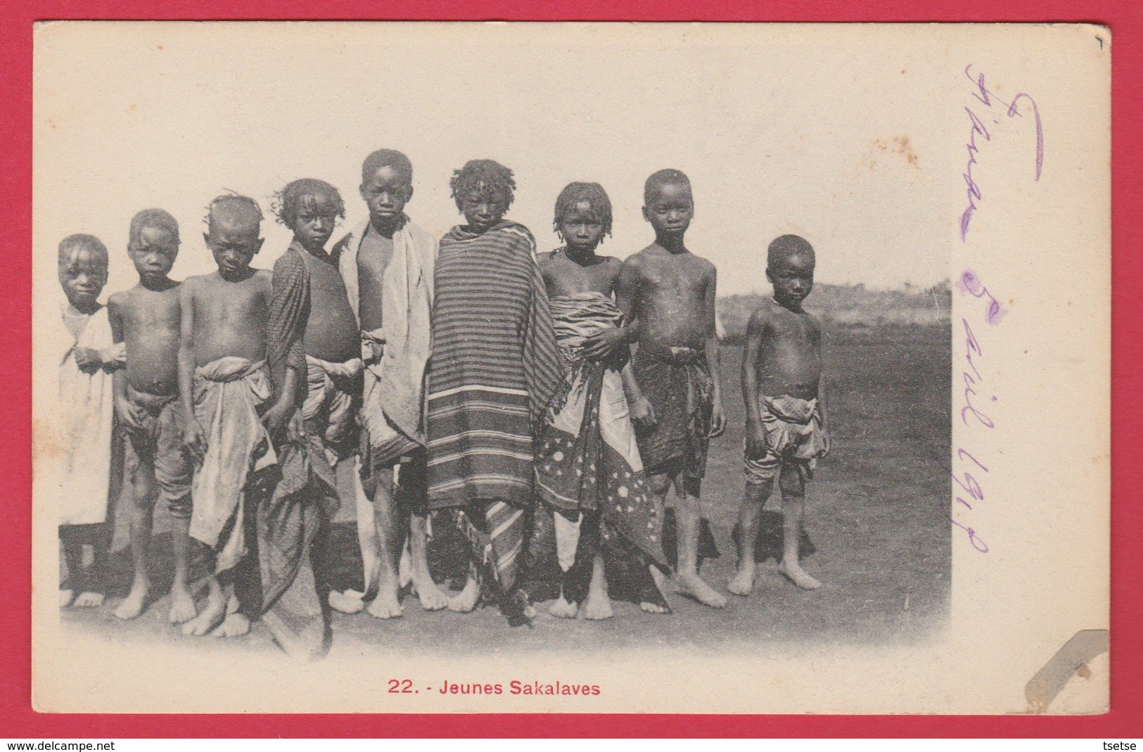 Magagascar - Jeunes Sakalaves ... Groupe D'enfants ( Voir Verso ) - Madagascar