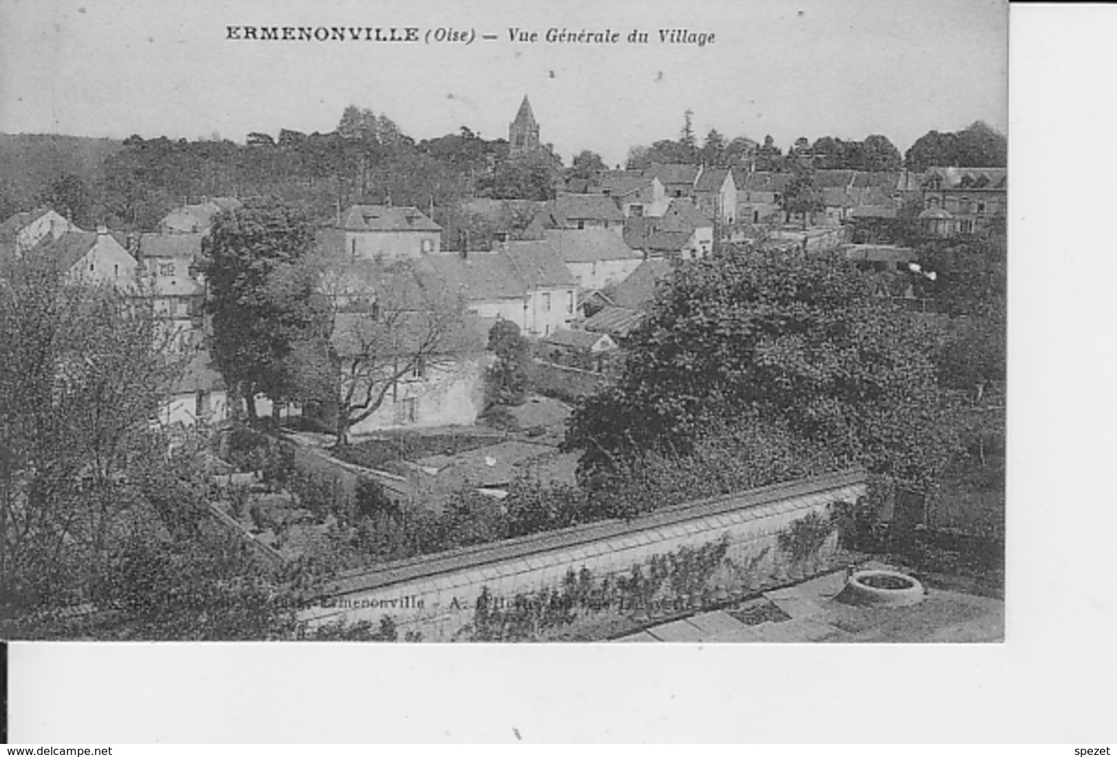 ERMENONVILLE : Vue Générale Du Village - Ermenonville
