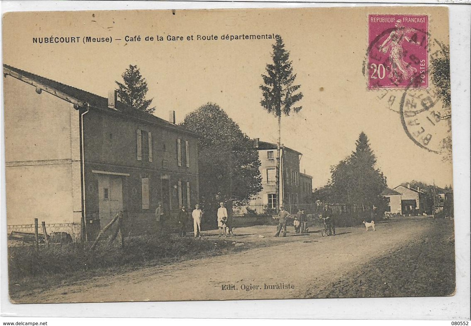 55 NUBECOURT . Café De La Gare Et Route Départementale Animée , édit : Ogier Buraliste , écrite En 1928, état Extra - Autres & Non Classés