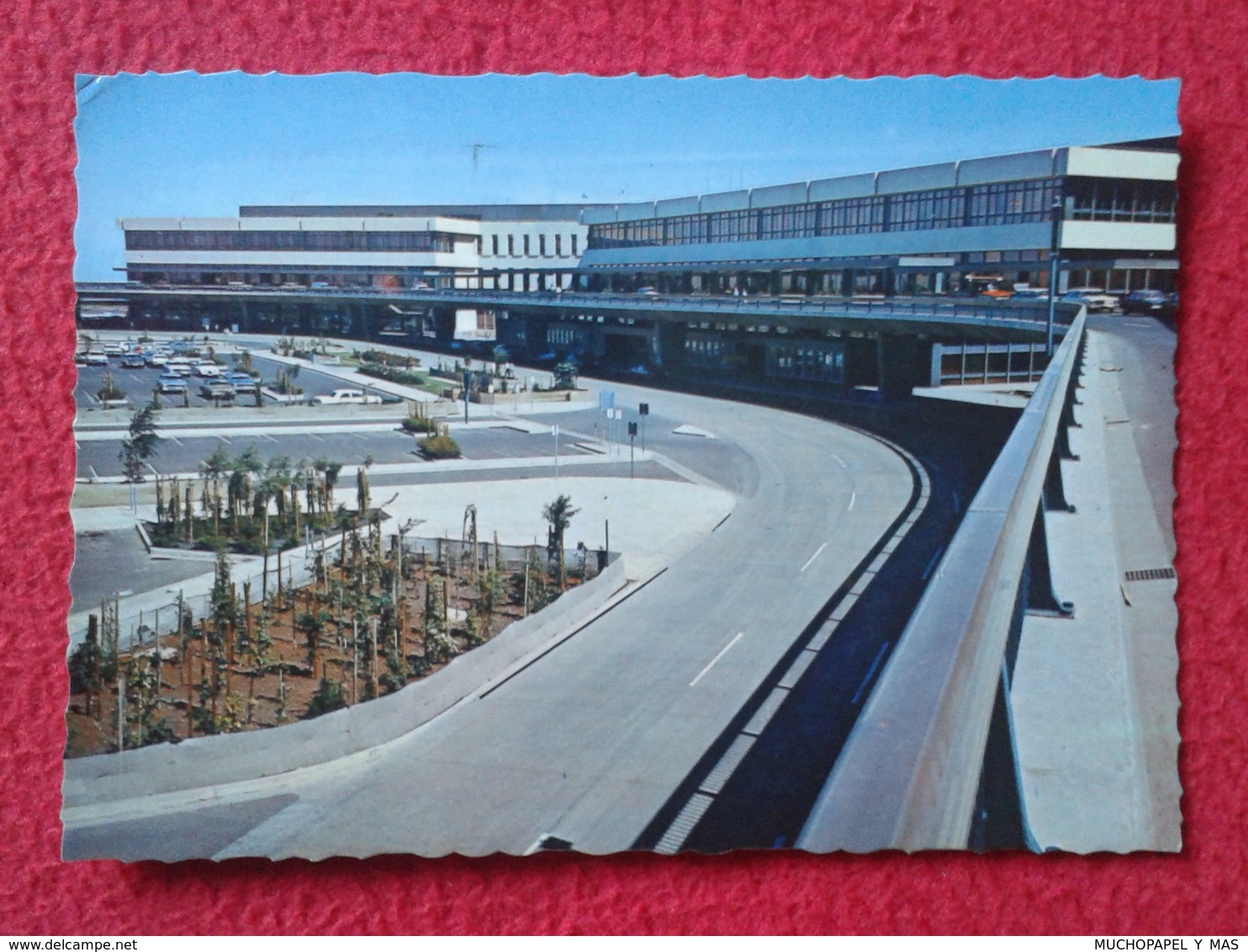 ANTIGUA TARJETA POSTAL CARTE POSTALE POST CARD POSTCARD AUSTRALIA MELBOURNE TULLAMARINE INTERNATIONAL AIRPORT PLANE..VER - Aeródromos