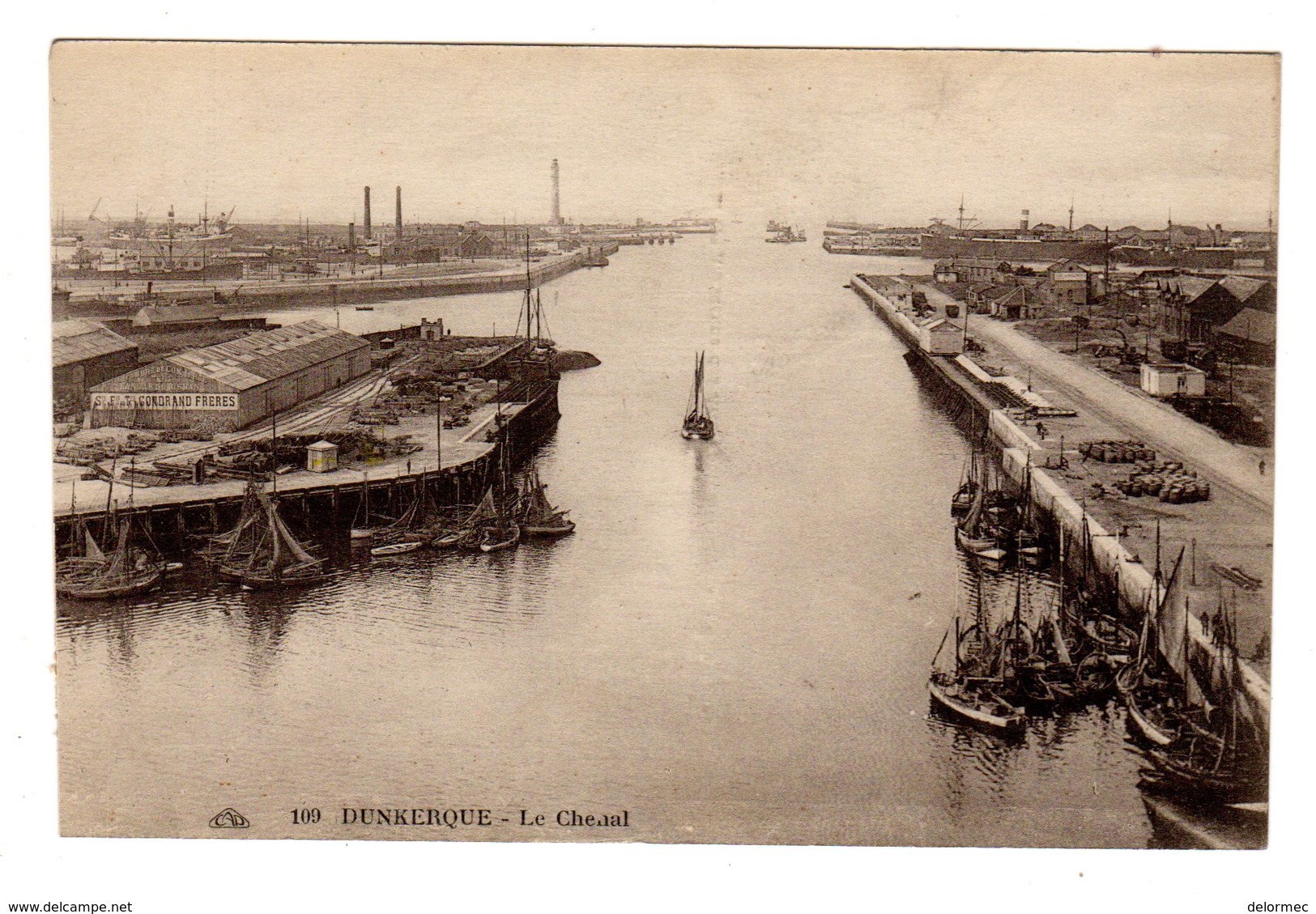 CPSM Dunkerque 59 Nord Le Chenal Bateaux Voiliers Hangar Gondrand Frères éditeur CAP N°109 - Dunkerque