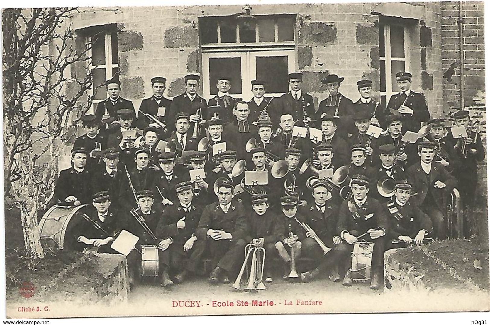 50 - 1908 - Ducey - école St Marie - La Fanfare - Ducey