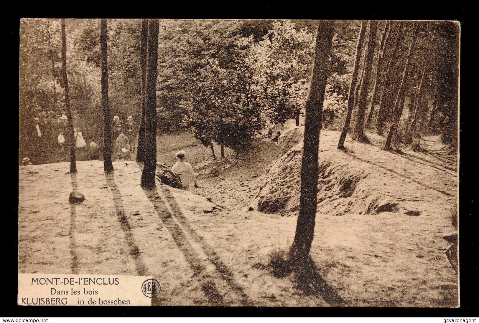 KLUISBERGEN   IN DE BOSSCHEN - Kluisbergen