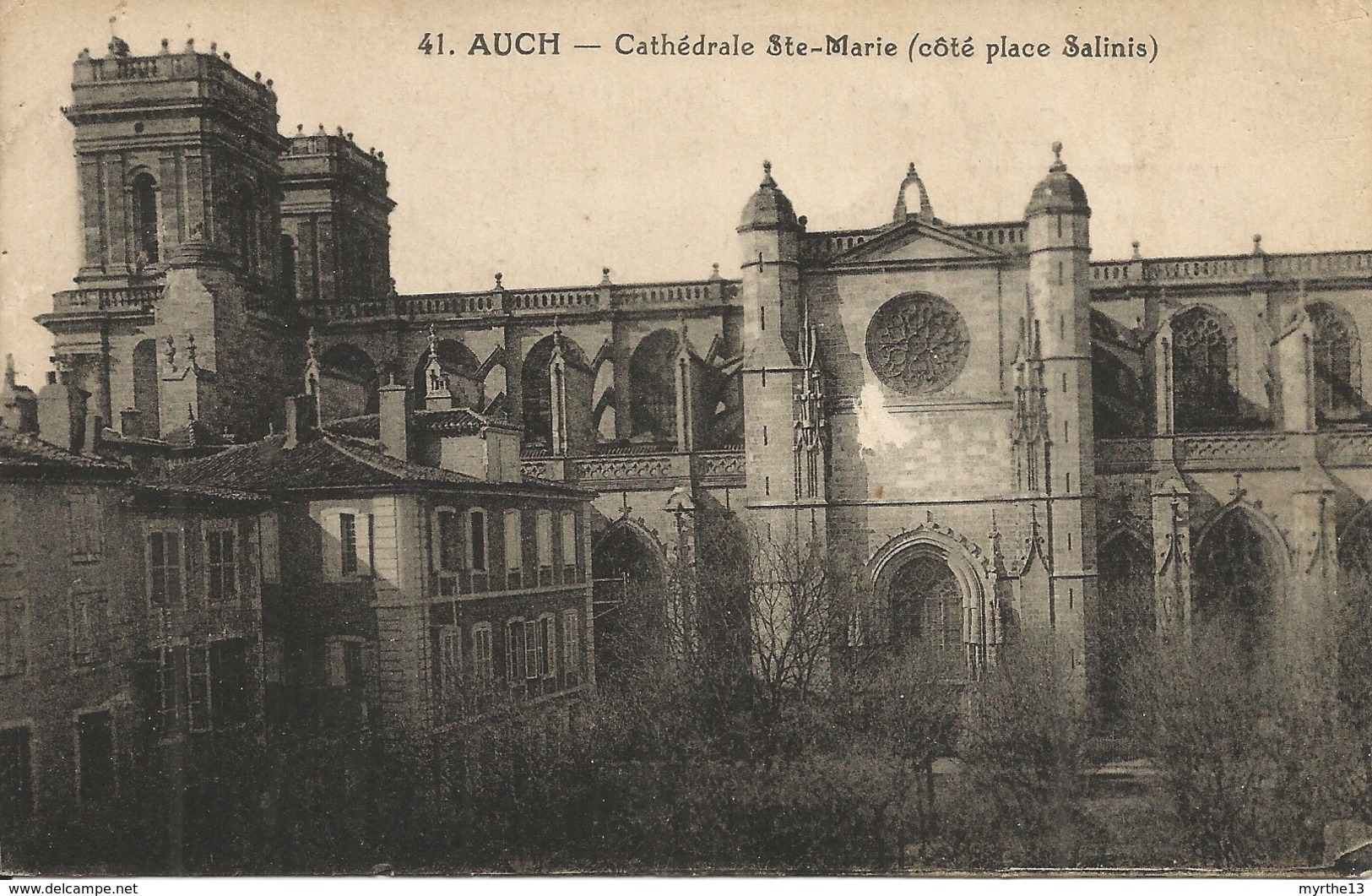 32  AUCH  Cathédrale Ste Marie  Place Sanilis - Eglises Et Couvents