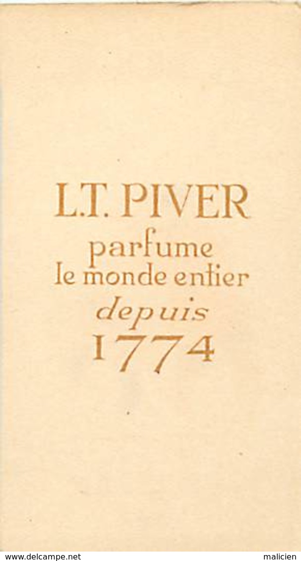 - Ref CH382- Parfumerie  -carte Parfumée 9cms X 5cms -parfum Cuir De Russie - Lt Piver Paris - Carte Bon Etat - - Anciennes (jusque 1960)