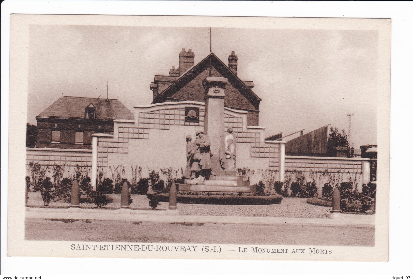 SAINT-ETIENNE-DU-ROUVRAY - Le Monument Aux Morts - Saint Etienne Du Rouvray