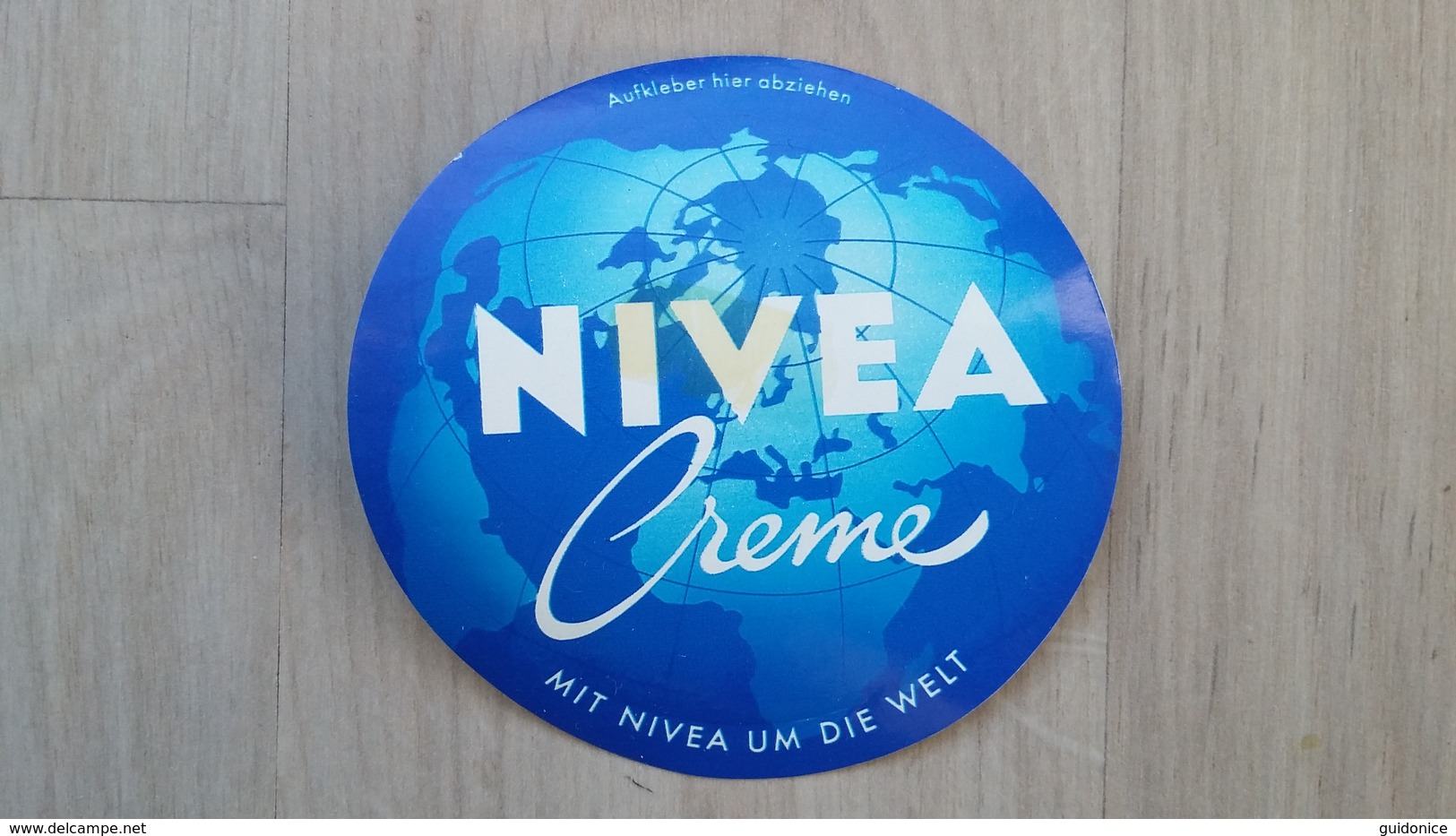 Aufkleber Mit Kosmetik-Werbung (NIVEA-Creme) Aus Deutschland Von 1987 - Stickers