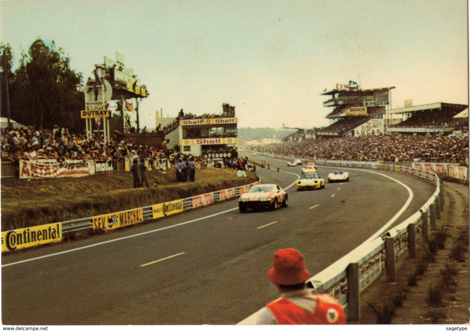 72 . LE MANS . CIRCUIT DES 24 HEURES . Le Circuit Et Les Tribunes - ARTAUD 9 (E/5709) - Le Mans