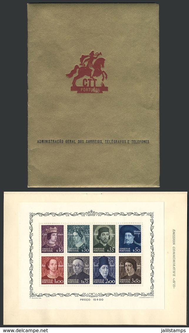 PORTUGAL: Souvenir Book Given By The Post At A UPU Congress (circa 1950), With Stamps Of The Period (adhered  To The Pag - Autres & Non Classés