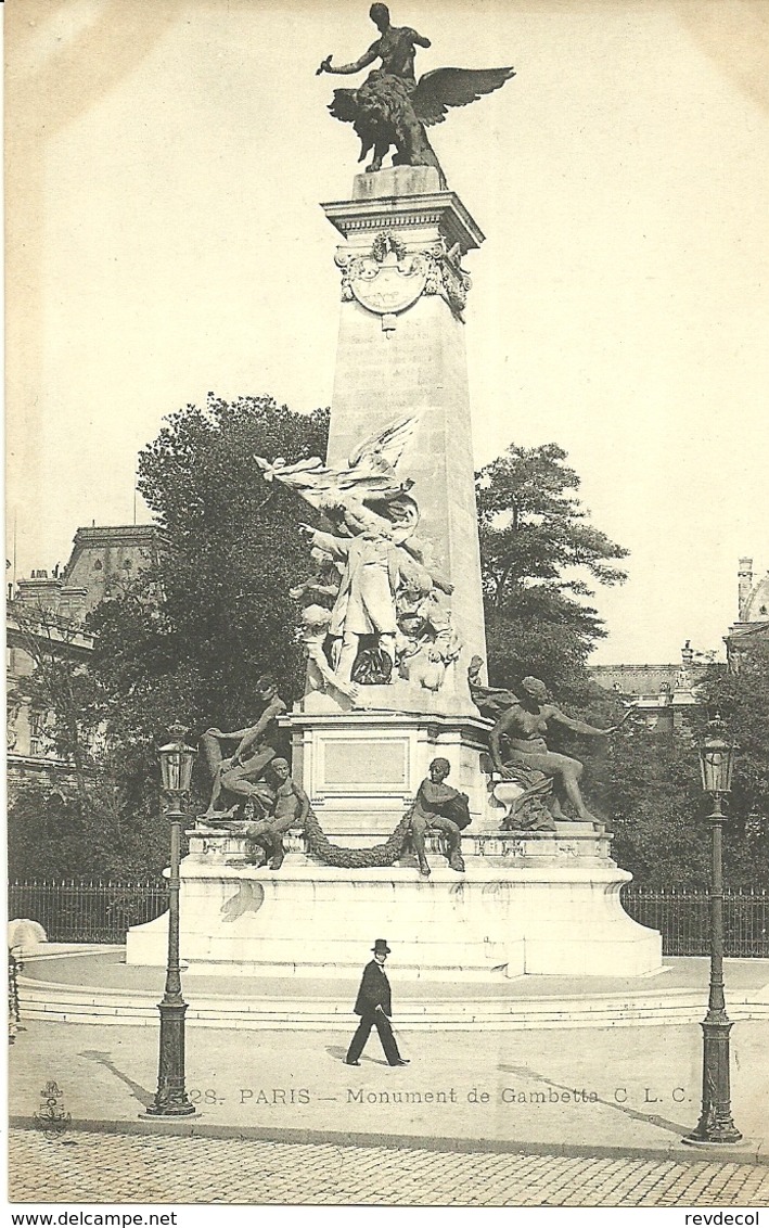 PARIS 20  -  Monument De Gambetta                        -- C L C (?) 28 - Arrondissement: 20