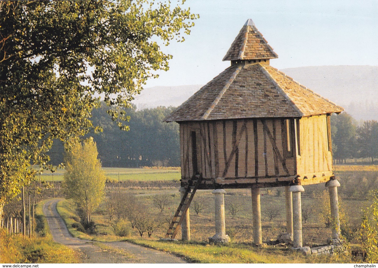 En Parcourant Nos Campagnes - Pigeonnier (Lauzerte) - Lauzerte