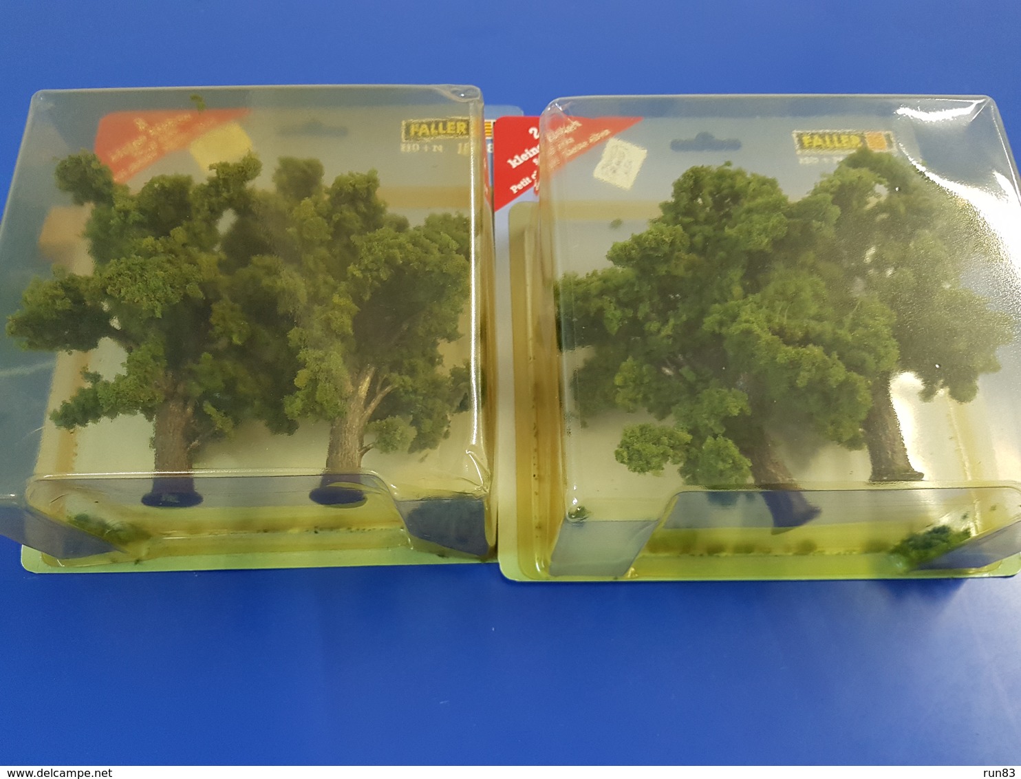 DECORS POUR MAQUETTE HO / 4 ARBRES CHENES DE 11 CM DE HAUT + DE 30 EUROS - Décors