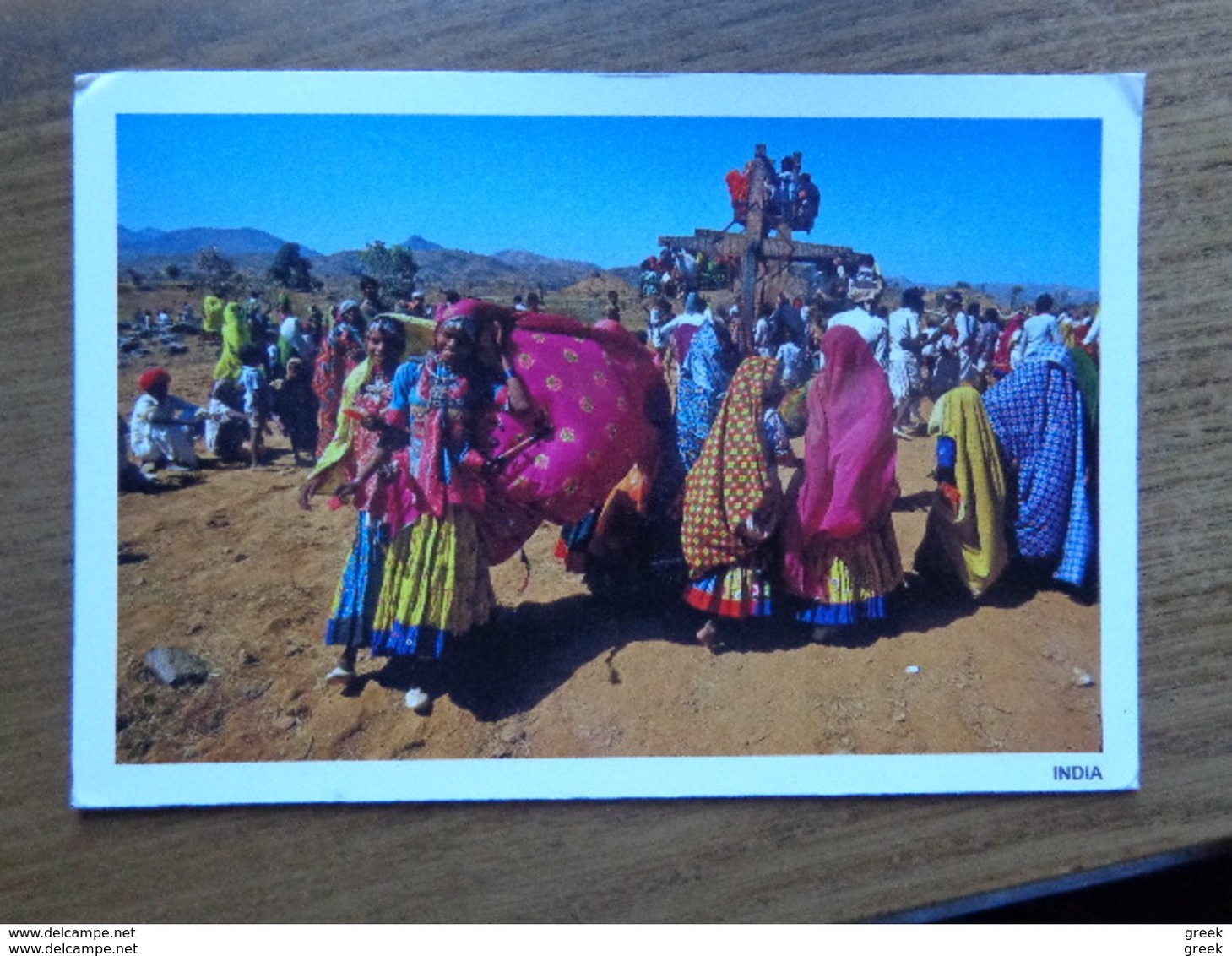 KOOPJE / Doos postkaarten (3kg430)  Allerlei landen en thema's (veel Azië) - zie foto's