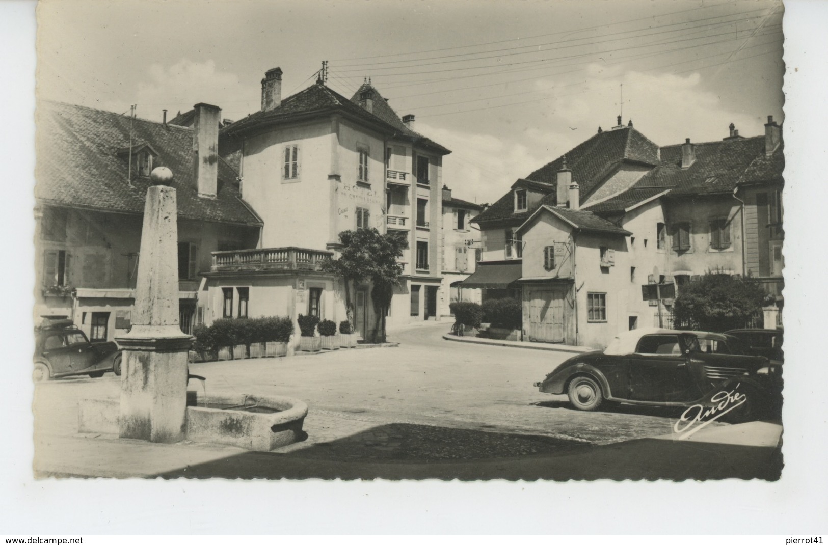 SAINT JULIEN EN GENEVOIS - La Place (automobile) - Saint-Julien-en-Genevois