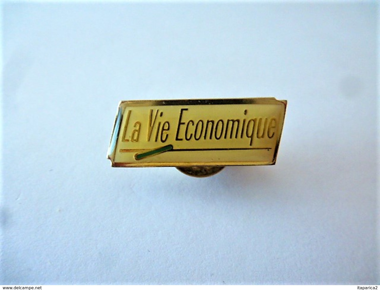 PINS LA VIE ECONOMIQUE LOGO / 33NAT - Other & Unclassified