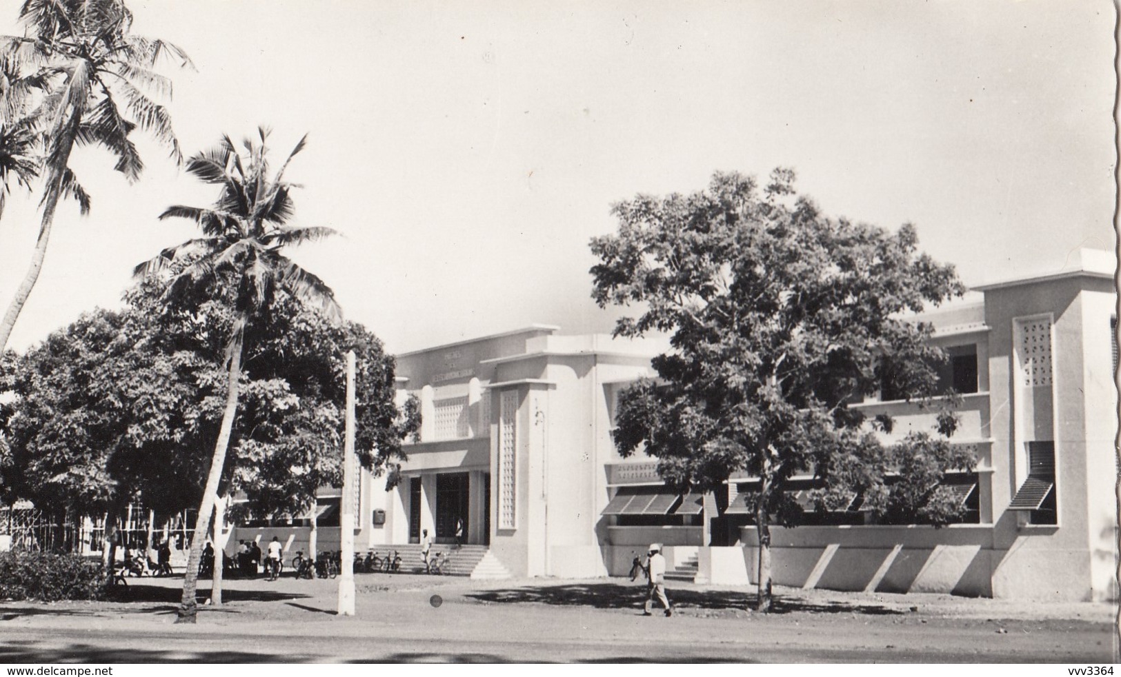 COTONOU: Postes Et Télécommunications - Dahomey