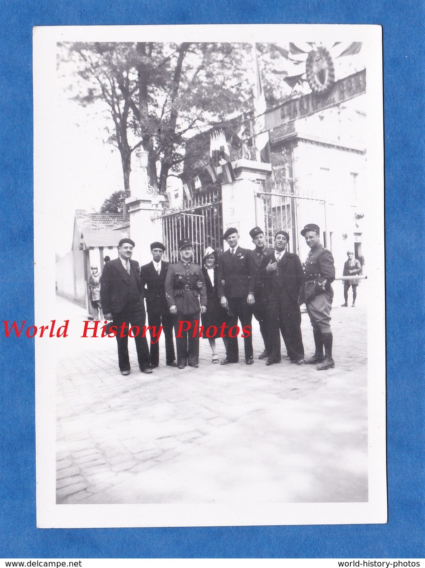 Photo Ancienne - Ville à Situer - Caserne Du 515e Régiment De Char De Combat / RCC - Officier - Guerre, Militaire