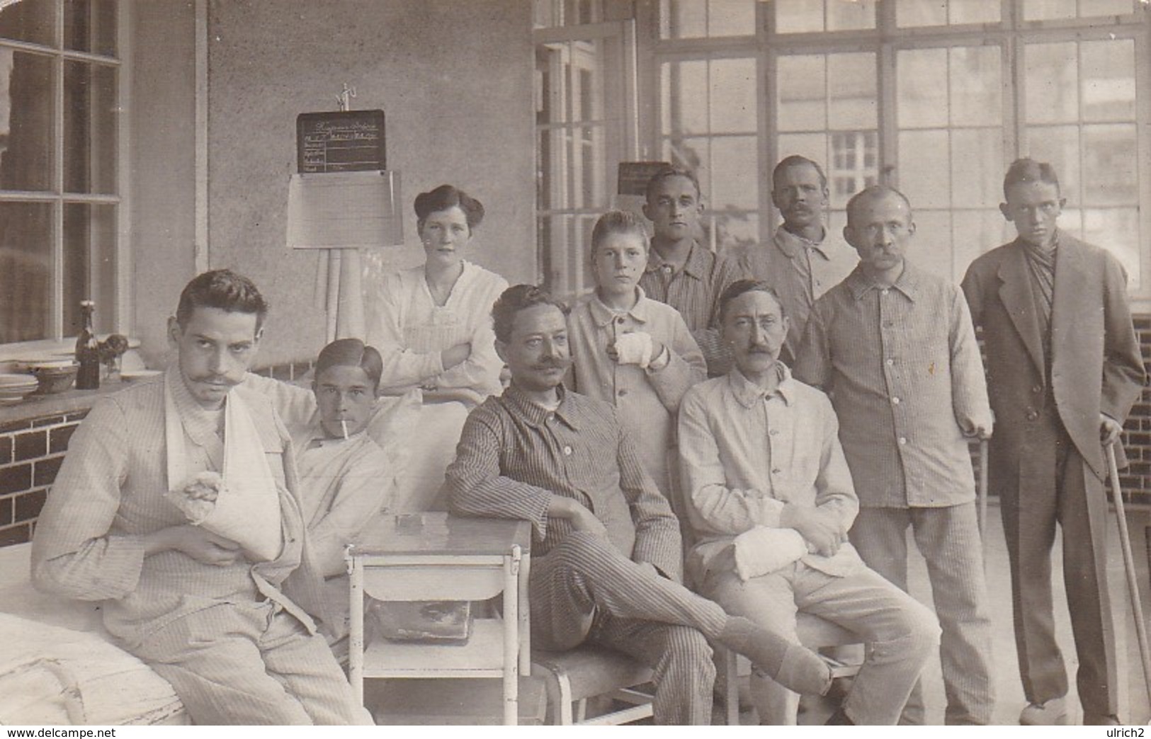 AK Foto Verwundete Deutsche Soldaten Mit Krankenschwester Im Lazarett - 1. WK (38827) - Weltkrieg 1914-18