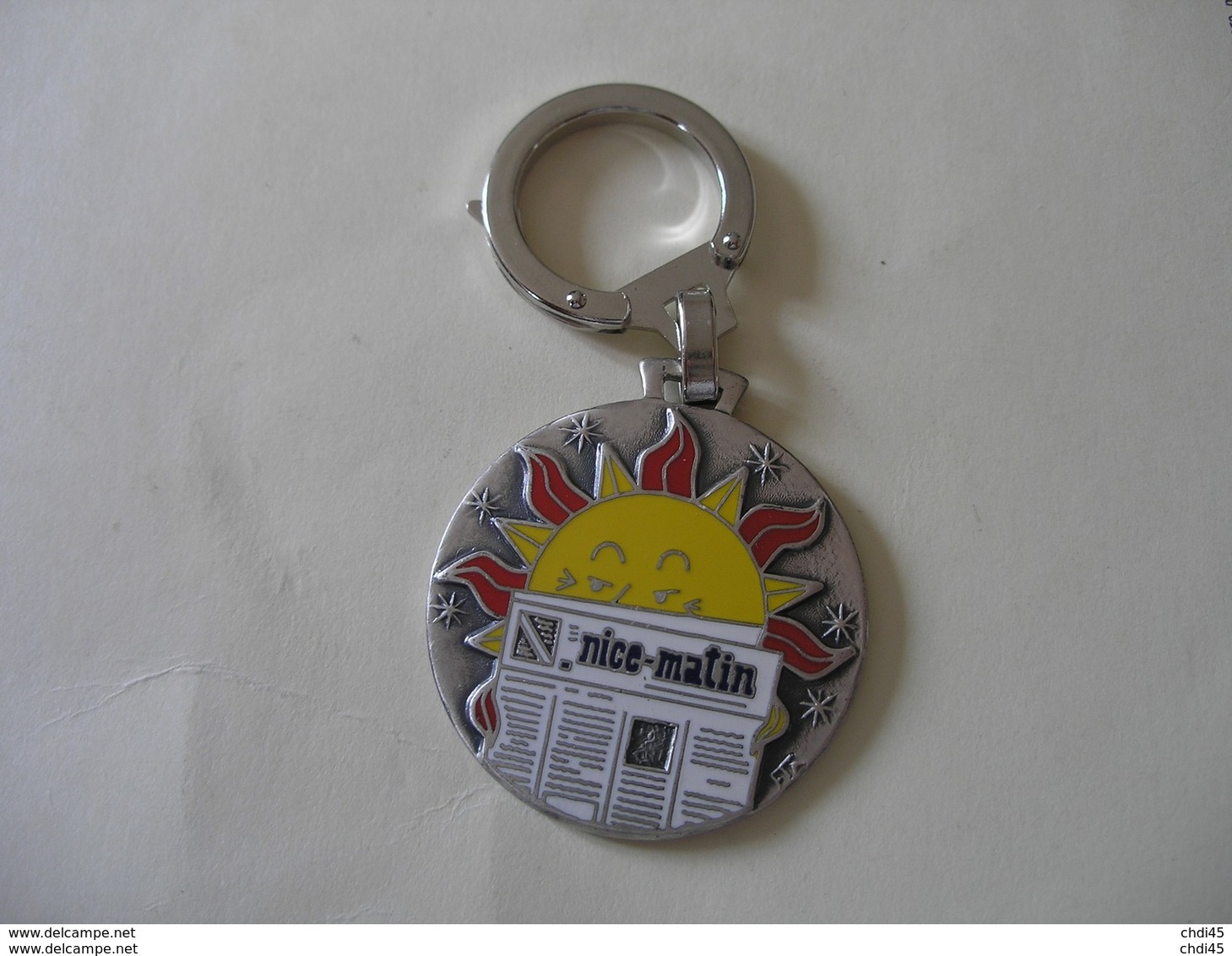 PORTE CLEFS  AUGIS JOURNAL NICE MATIN - Porte-clefs