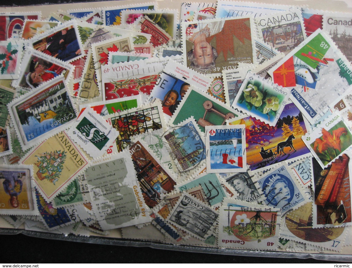 Canada Colossal Mixture (duplicates,mixed Condition) 1000 Old, Modern, 35% Comemoratives, 65% Definitives - Lots & Kiloware (mixtures) - Min. 1000 Stamps
