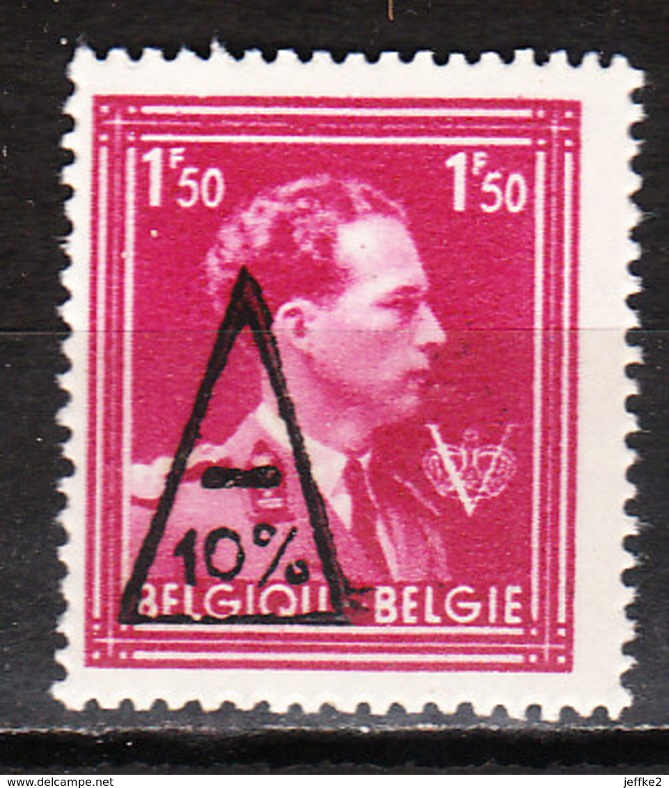 724N**  Leopold III Col Ouvert Surchargé -10% - MONT SUR MARCHIENNE - MNH** - LOOK!!!! - 1946 -10%