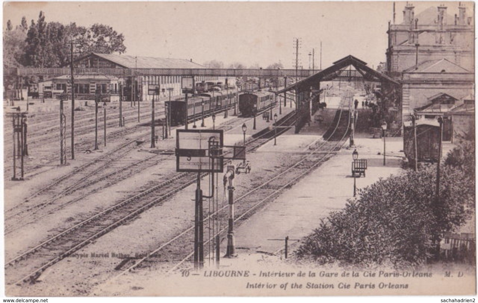 33. LIBOURNE. Intérieur De La Gare De Cie Paris-Orléans. 10 - Libourne