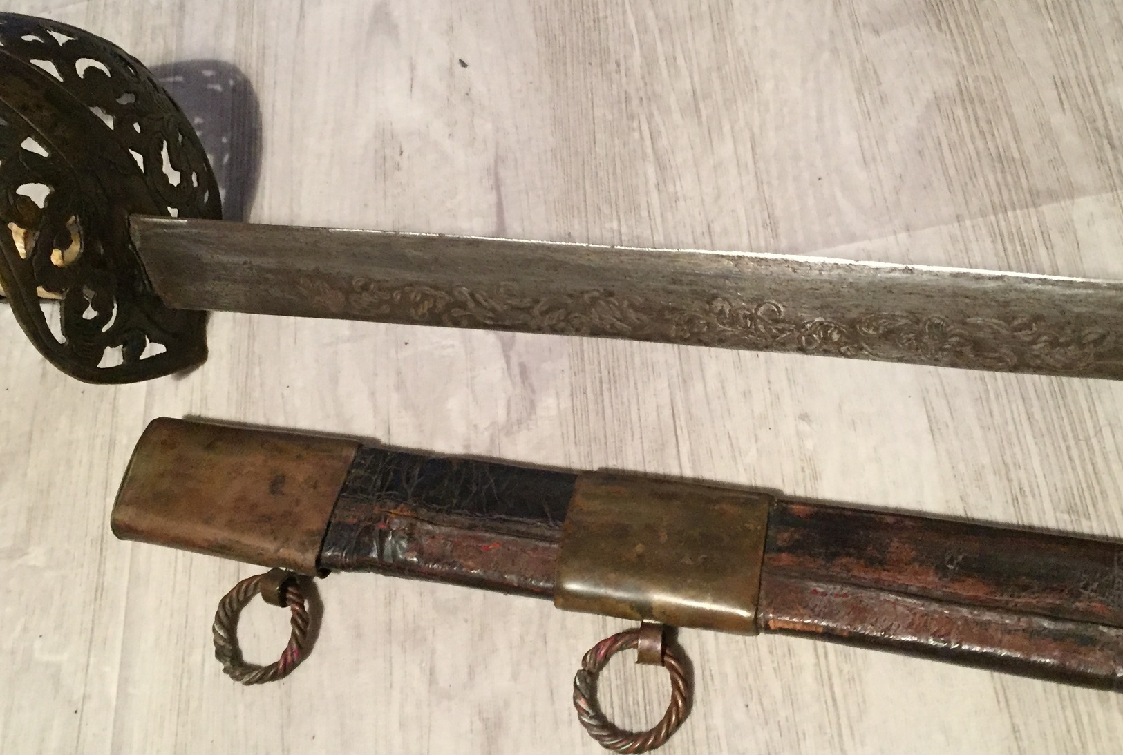 ANCIEN SABRE  a identifier !