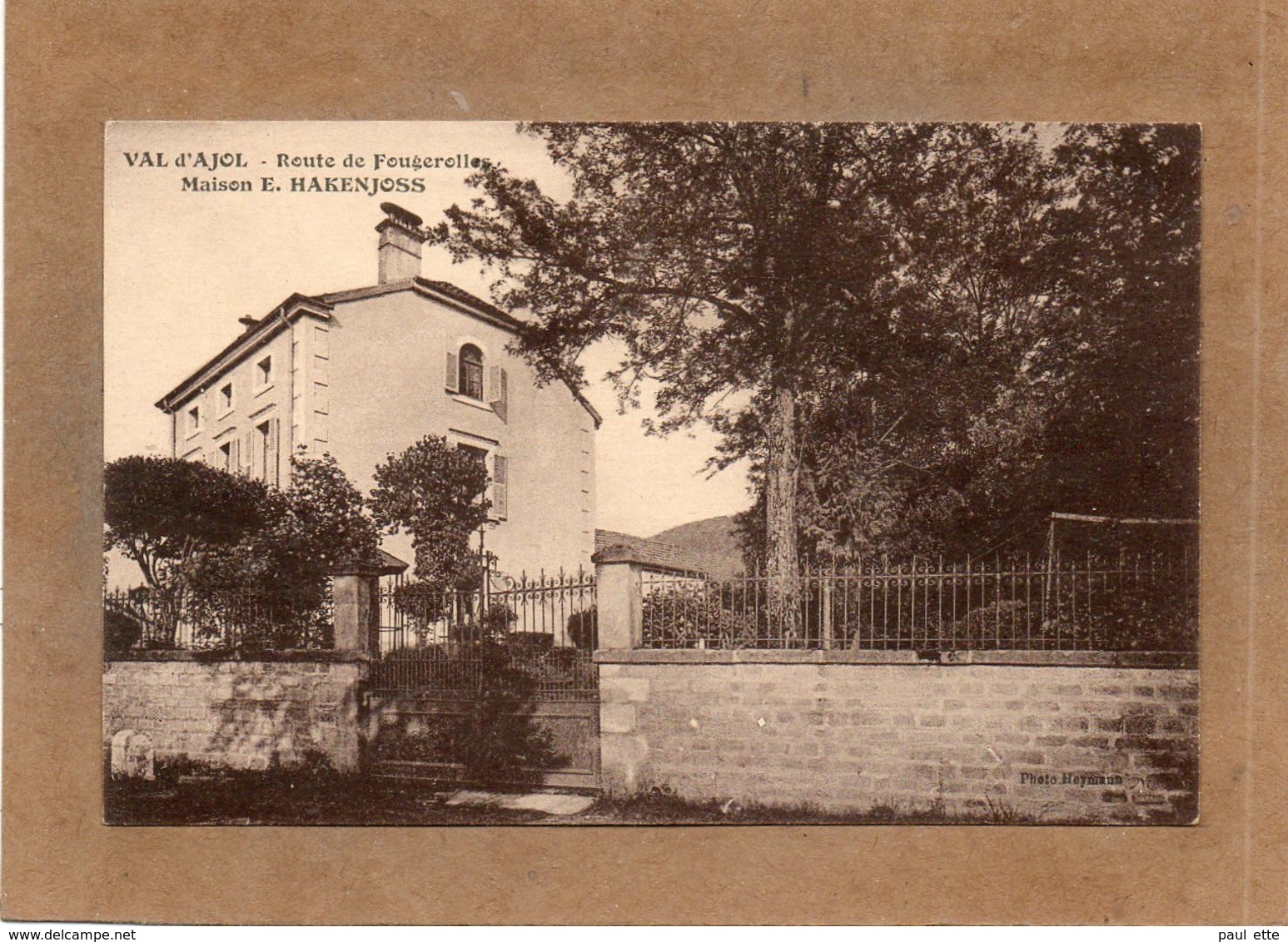 CPA - VAL-d'AJOL (88) - Sur La Route De Fougerolles , Aspect De La Maison E. Hakenjoss Dans Les Années 20 - Autres & Non Classés