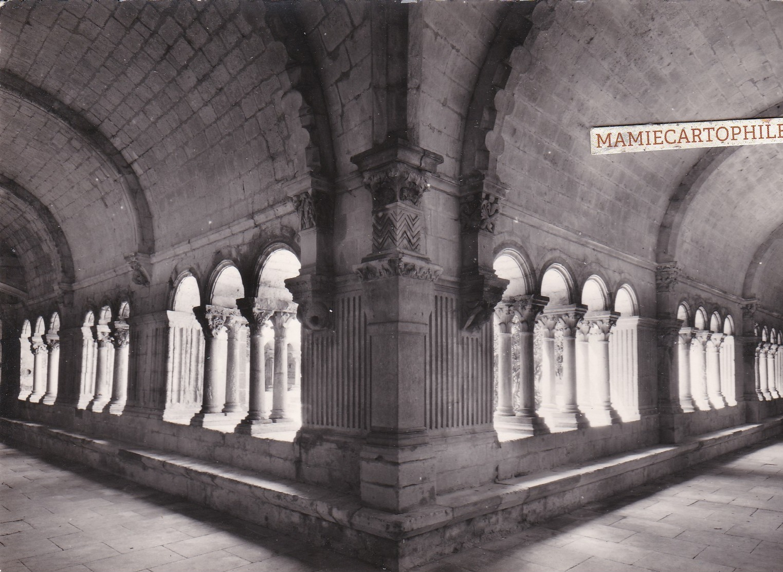 Abbaye De Montmajour - Dépt 66 - Le Cloître - Sonstige & Ohne Zuordnung