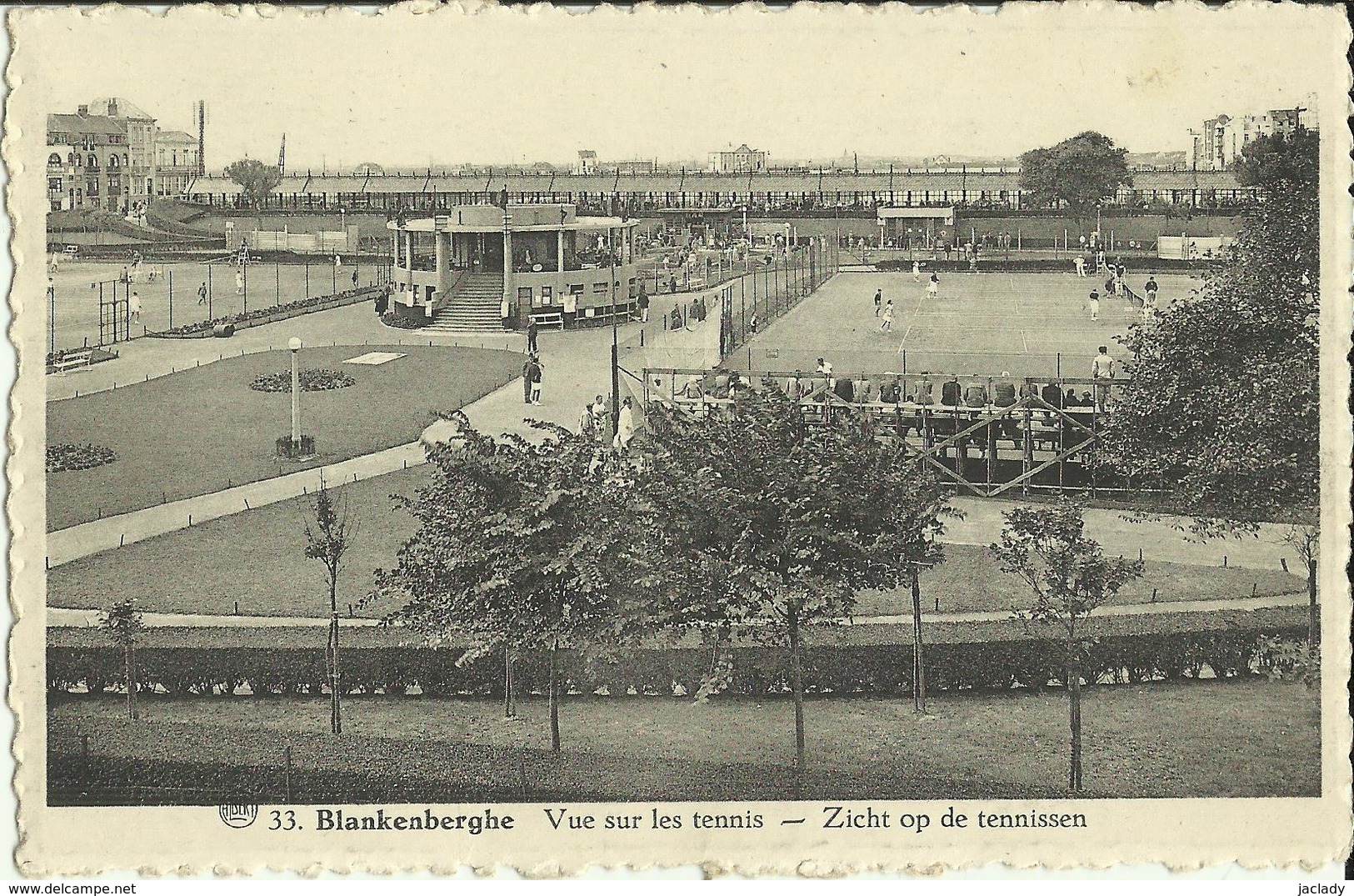 Blankenberghe -- Vue Sur Les Tennis.   ( 2 Scans ) - Blankenberge