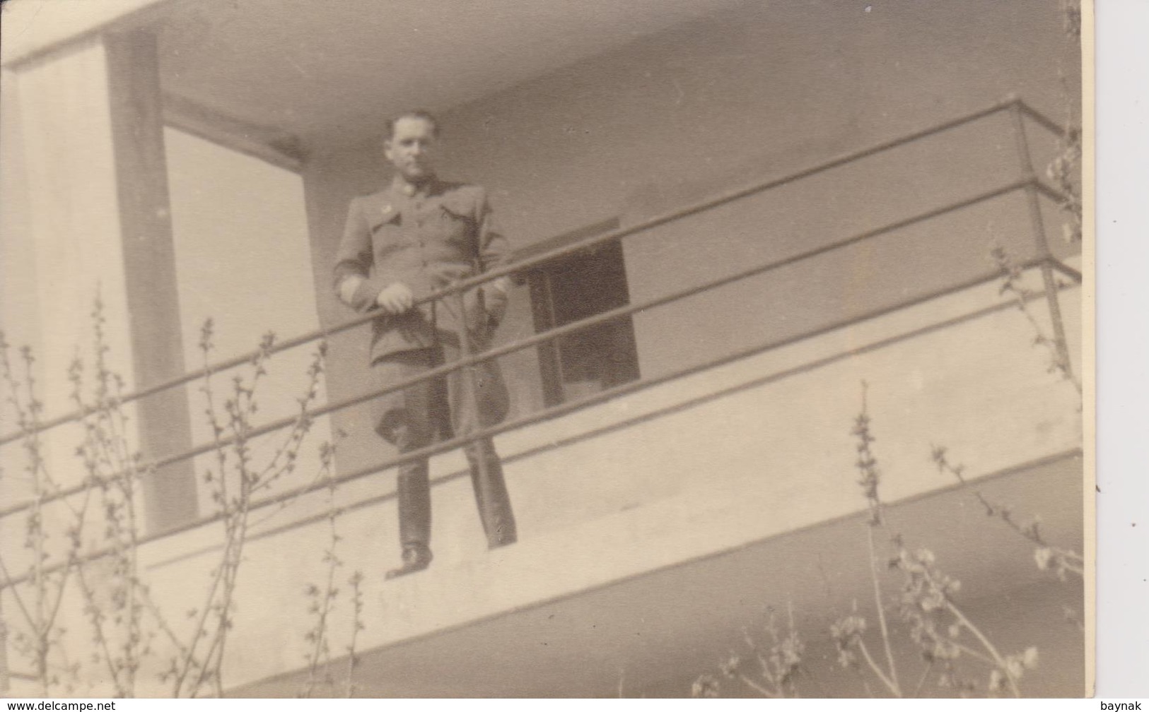 CROATIA, ZADAR   --  JNA, YUGOSLAV OFFICER, MART 1945  ~~  ORIGINAL PHOTO  ~~  PC FORMAT - 1939-45