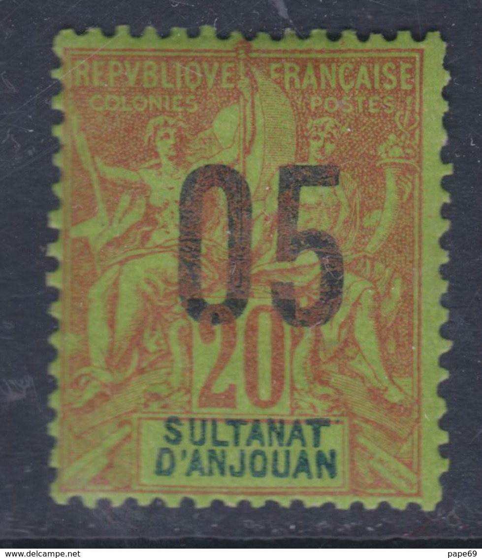 Anjouan N° 23 XX Type Groupe Surchargé : 05 Sur 15 Bleu, Sans Charnière, TB - Neufs