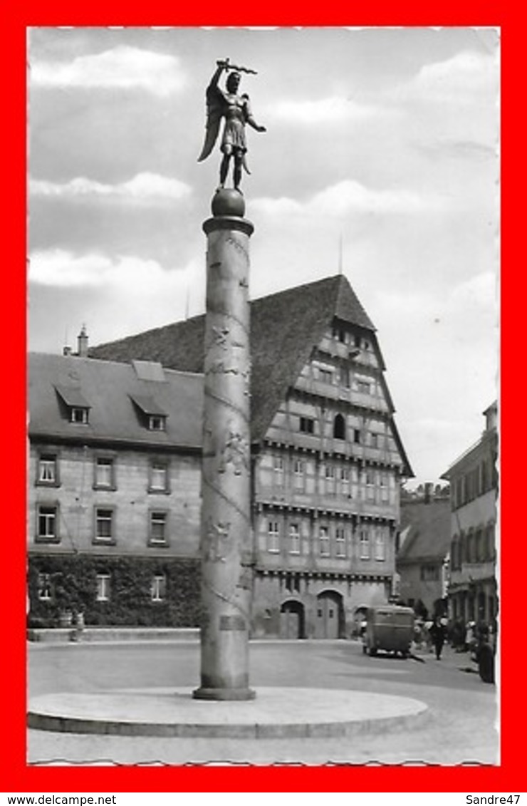 CPA SCHWABISCH GMUND (Allemagne)   Kriegerdenkmal Mit Spital, Animé, ...I0409 - Schwaebisch Gmünd