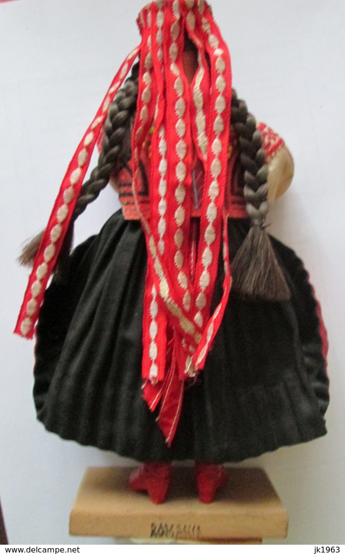 BEAUTIFUL, OLD ROMANIAN DOLLS  FROM 1973 - Dolls