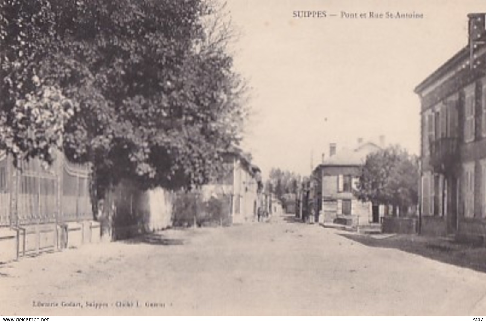 SUIPPES               PONT ET RUE SAINT ANTOINE - Autres & Non Classés