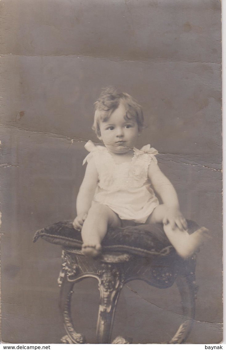 CROATIA,  ZAGREB   ~  GIRL , BABY  ~   ORIGINAL PHOTO   ~  PHOTOGRAPH  A. BRAUNER  ~  1910  ~   PC FORMAT - Anonyme Personen