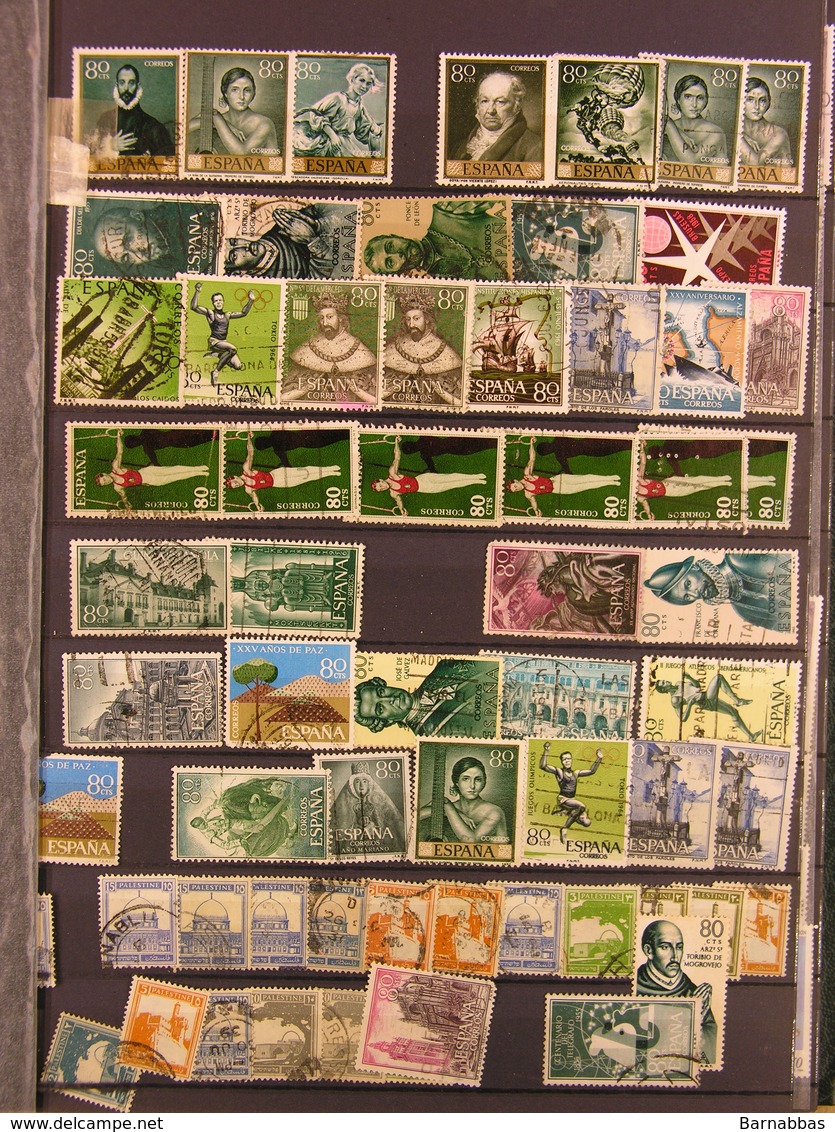 SPAIN - large quantity of stamps in stockbook (DC100)