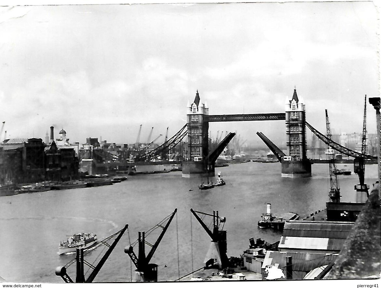 CPA-1950-ANGLETERRE-LONDON-TOWER BRIDGE -Les QUAIS De Déchargement Avec Ses Grues- BE - River Thames