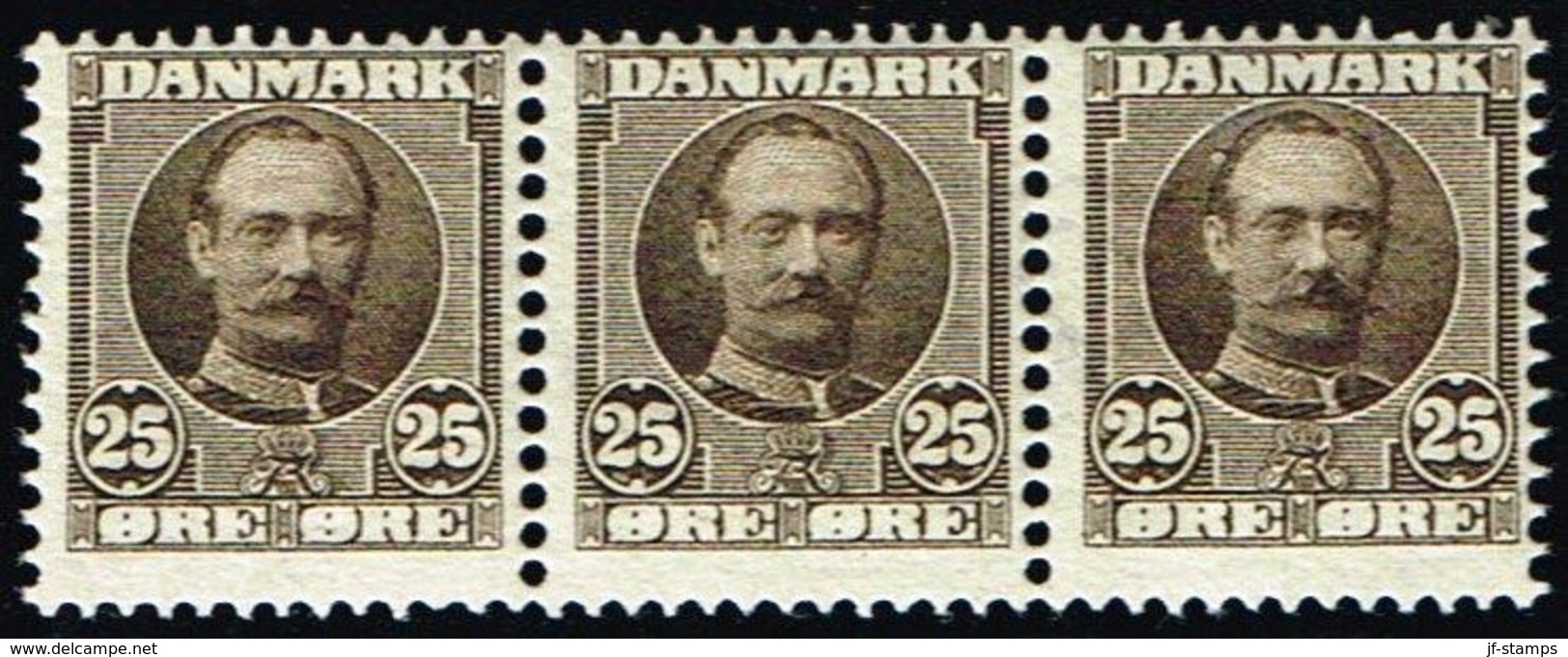 1907. King Frederik VIII. 25 Øre Grey-brown 3-STRIP. (Michel 56) - JF158591 - Ongebruikt